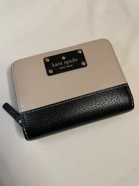 Kate Spade Wellesley Cara zip around & snap Wallet Two-Tone Black and Cream